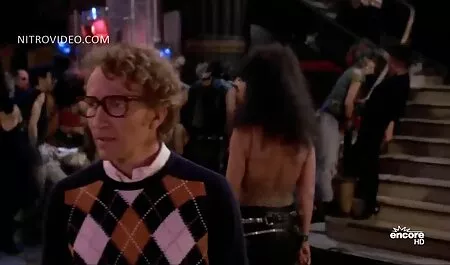 Am filme porno cu brunete sexi udat buretele și a tras Sex Stilul Cainelui