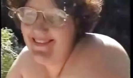 Revigora cu un penis mare, fete blonde xxx după o plimbare pe acoperiș