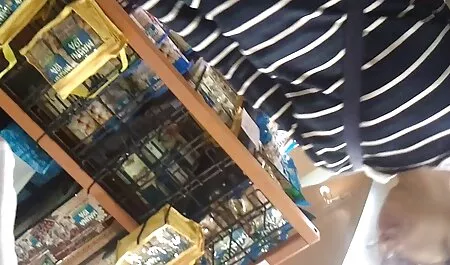 Legarea legat de scaun așezat pe xxx cu mosnegi penis artificial