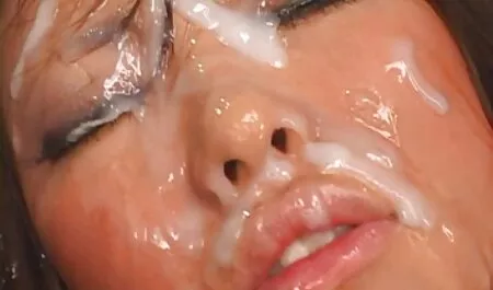 Sora vitregă a lui este depravat dă o muie primul filme porno cu mame gravide om la frate si se fute