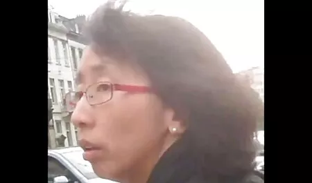 Julia este sfâșiată ca pisicile filme porno cu femei grase si batrane în fiecare gaură din distribuție