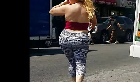 Grăsime ceara picioarele în baie porno cu femei foarte grase