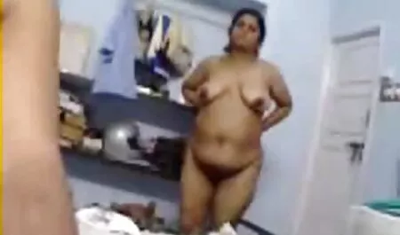 Lena sexi braileanca se fute și prietenul ei un Sexy erotic show pe chaturbat