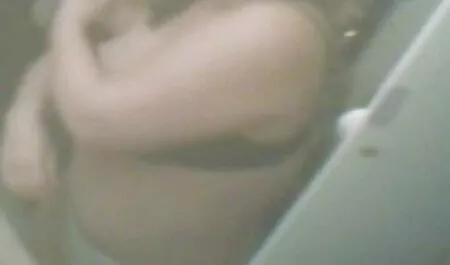 Ea este fantezii gratis sexy film si se masturbeaza la finalizare