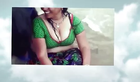 Dolofan Bruneta pe tocuri inalte poze cu pule cu bile de ridicare fusta ei si se masturbeaza palaria cu degetul ei