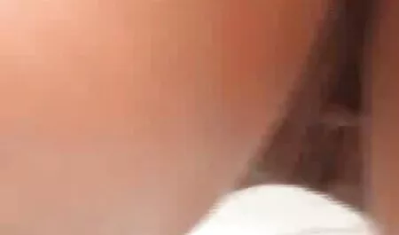 Tânărul cuplu s-a refugiat în pădure pentru porno gratis cu fete tinere a se fute proaspăt.