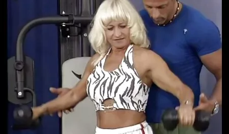 Da sa suga pe strada si sa futa pizdulice acasa barbati pulosi