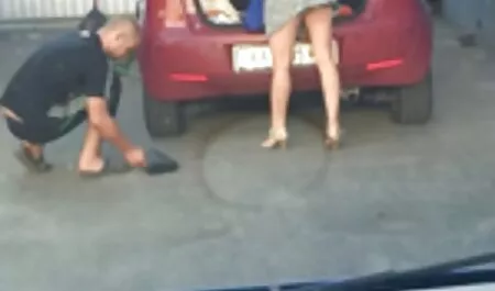 Lola Summers Fututa In Gura doi barbati fut o femeie Si Gaura De Doua Pule